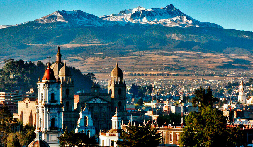 Door-to-door private transportation<br> from Mexico City to Toluca